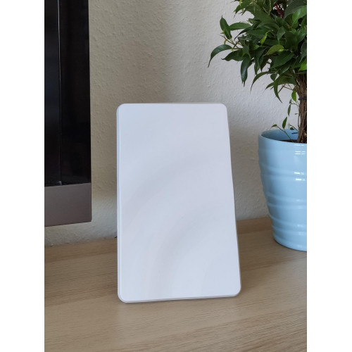 DA-2200 indoor UHF antenna.