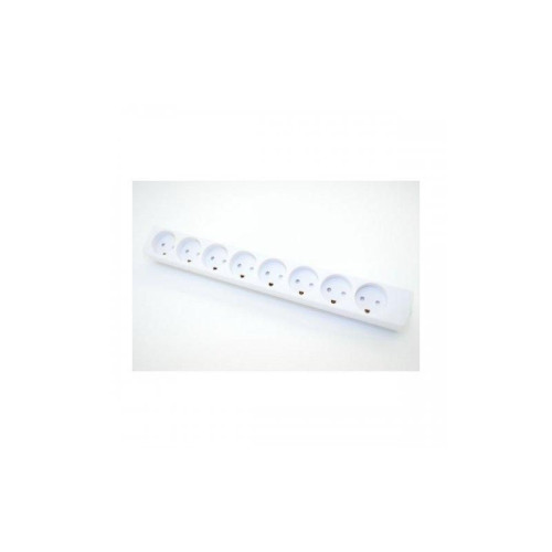 Power strip with 8 outlets