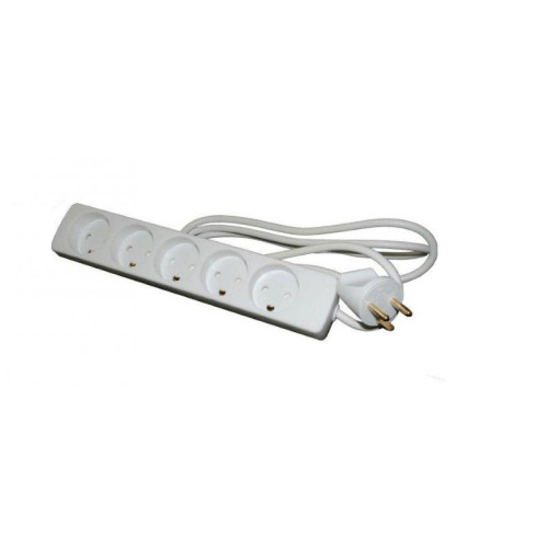 Power strip with 5 outlets