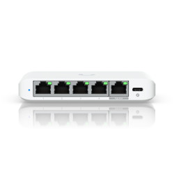 Compact, 5-port 2.5G switch