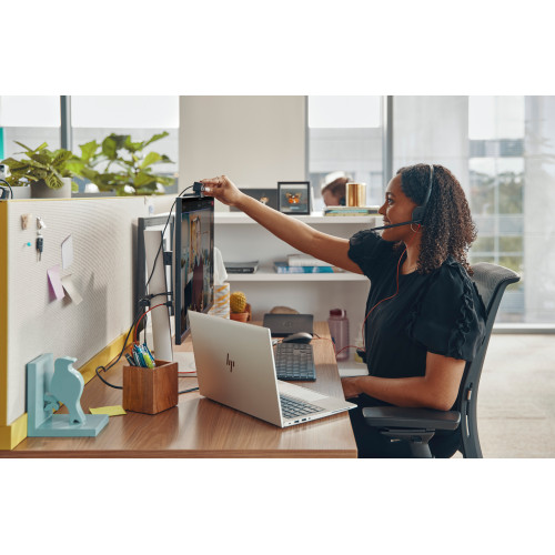 HP Poly Blackwire 3220 Stereo USB-C Black Headset +USB-C/A Adapter (Bulk)